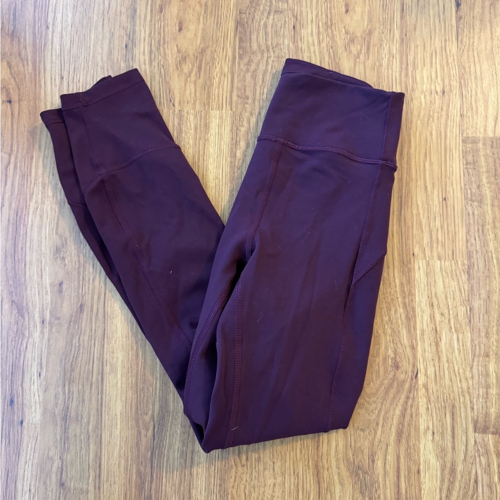 Lululemon In Movement 25” tight - size 4